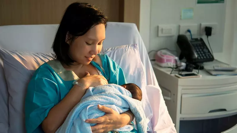 Sữa Mẹ photo